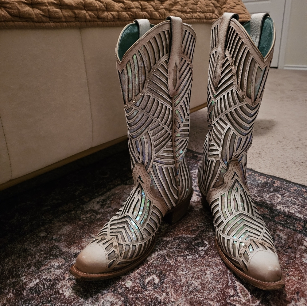 Corral Leather Western BootLD White, US 8-1/2, Medium